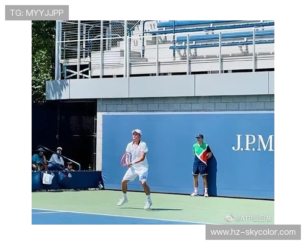 深圳网球队与上海网球队赛后复盘探讨灵活性表现与战术调整 深圳网球队与上海网球队赛后复盘探讨灵活性表现与战术调整