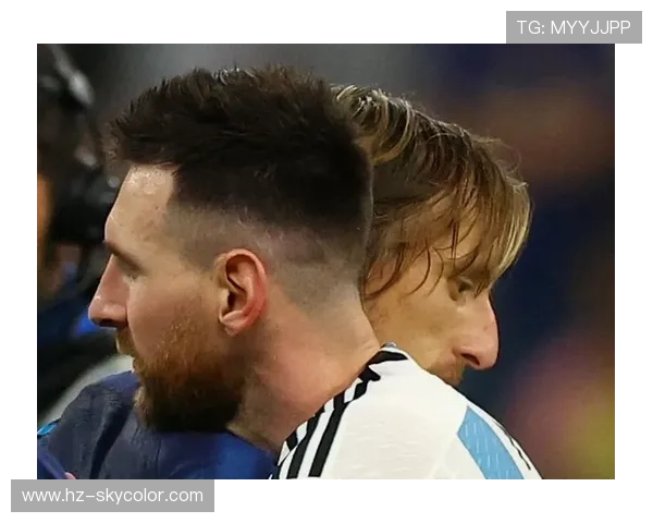 梅西的足球人生与梦想追逐：一本揭示传奇背后的故事的书