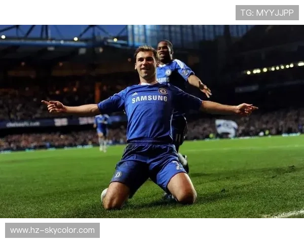 回顾早期世界足球明星的辉煌岁月与传奇故事 回顾早期世界足球明星的辉煌岁月与传奇故事